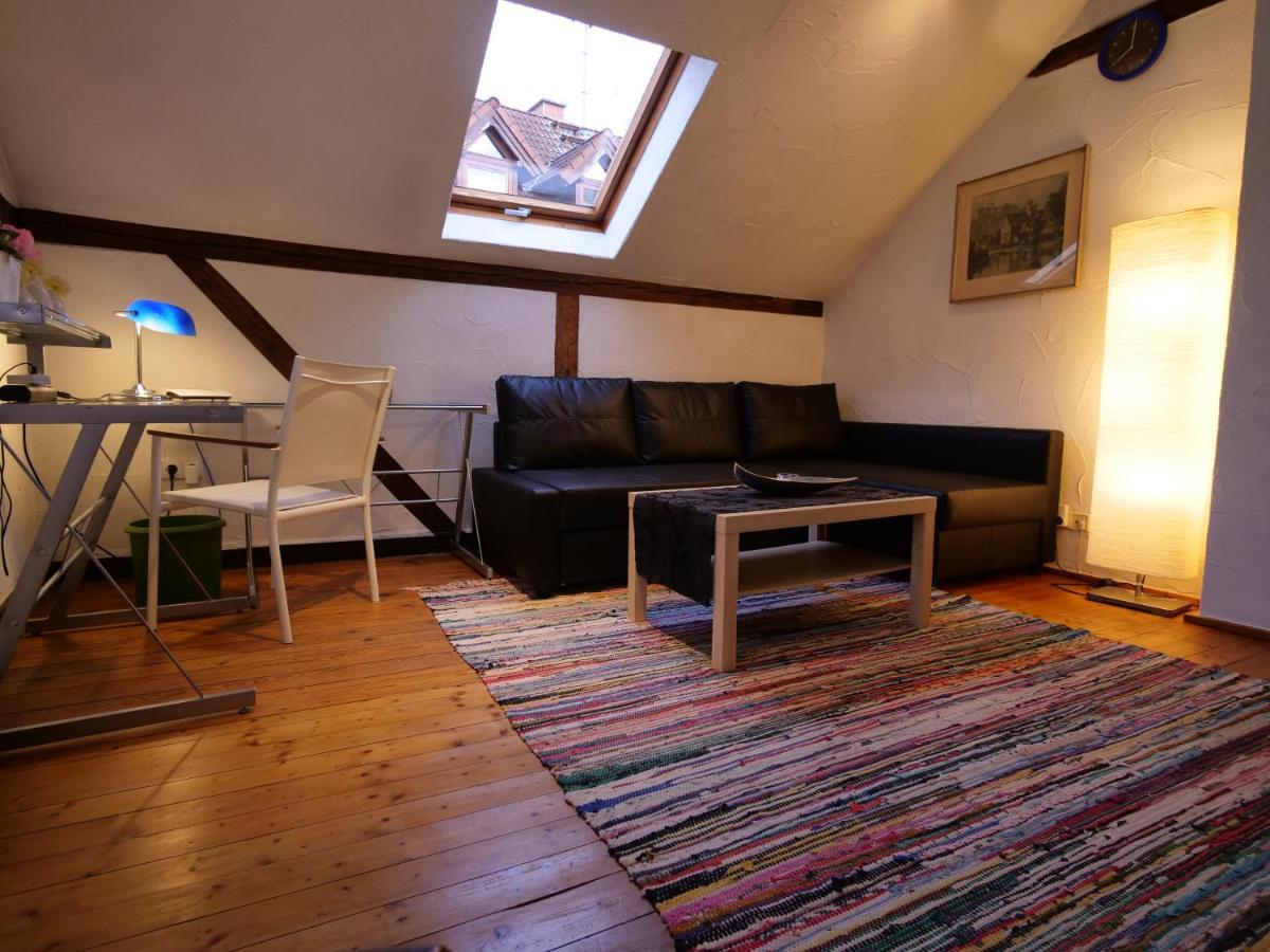 Fachwerkhaus In Ruhiger Altstadt By Rabe - Free Netflix & Eigene Terrasse Villa Karlsruhe Kültér fotó
